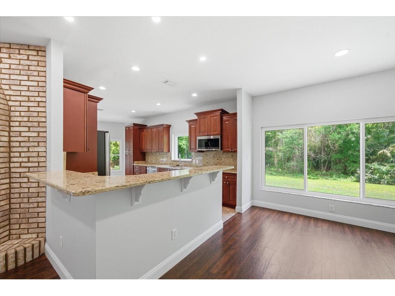 4401 Kettle Creek Court Tampa FL 33624 - POND TB8495322 image8