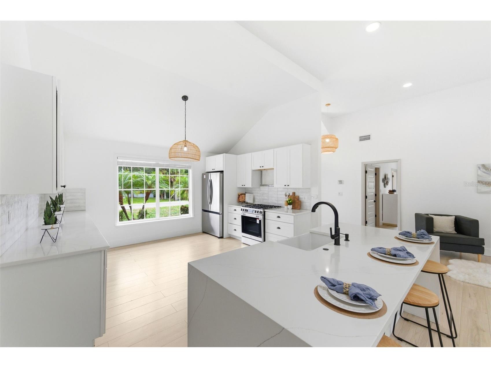 4401 Little John Trail Sarasota FL 34232 A4695906 image12