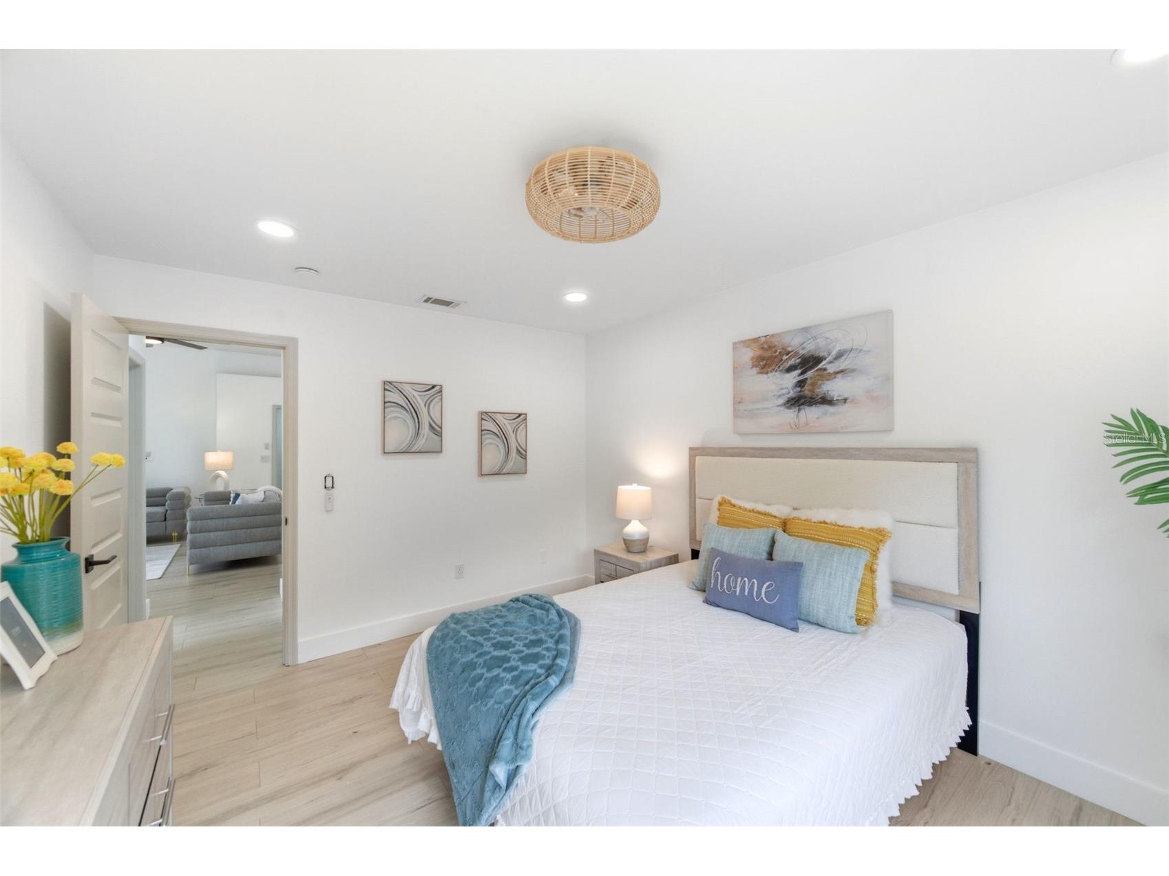 4401 Little John Trail Sarasota FL 34232 A4695906 image28