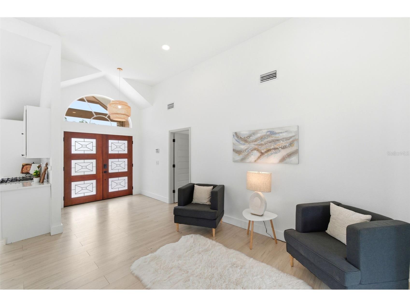 4401 Little John Trail Sarasota FL 34232 A4695906 image3