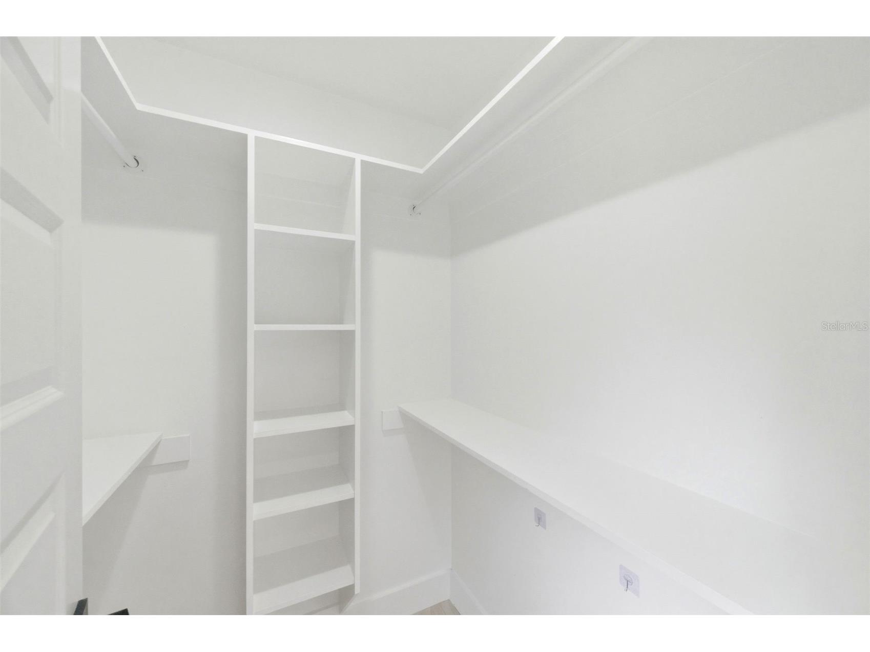 4401 Little John Trail Sarasota FL 34232 A4695906 image30