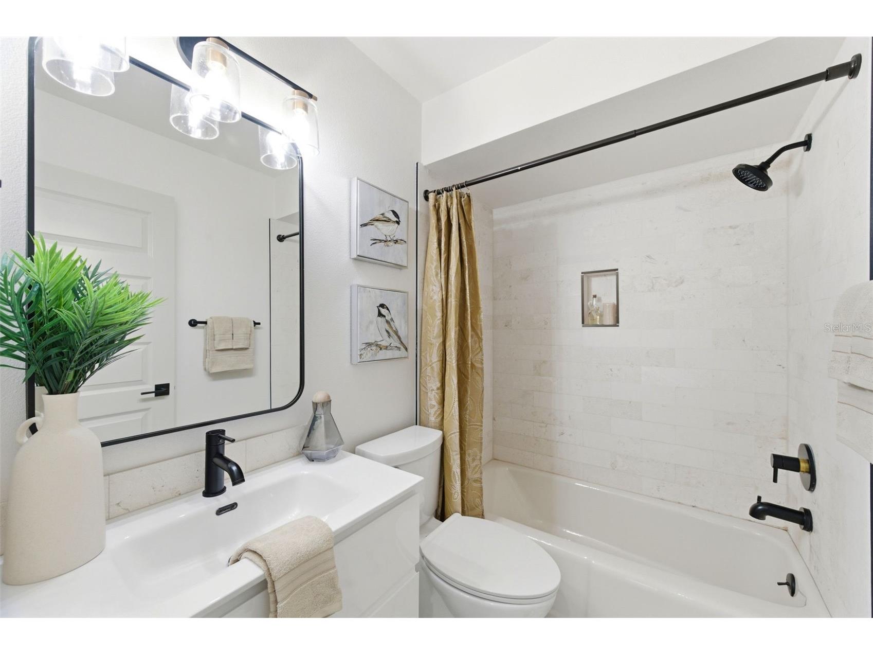 4401 Little John Trail Sarasota FL 34232 A4695906 image31