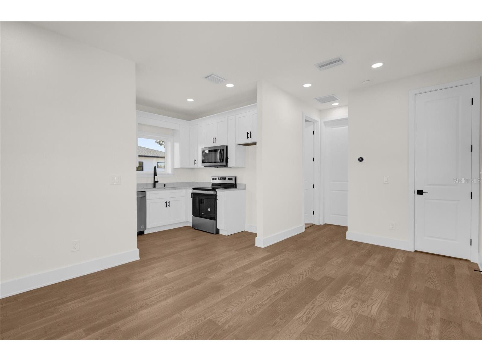 4401 Rockledge Road Orlando FL 32807 O6420007 image65