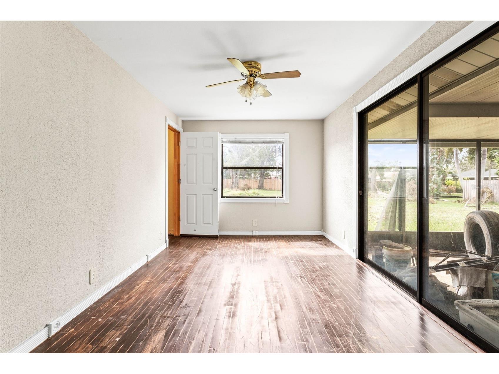 4402 W Lancaster Street Tampa FL 33616 TB8470428 image10