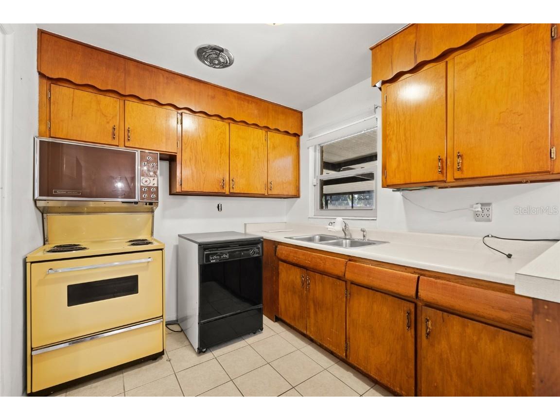 4402 W Paxton Avenue Tampa FL 33611 TB8439485 image12