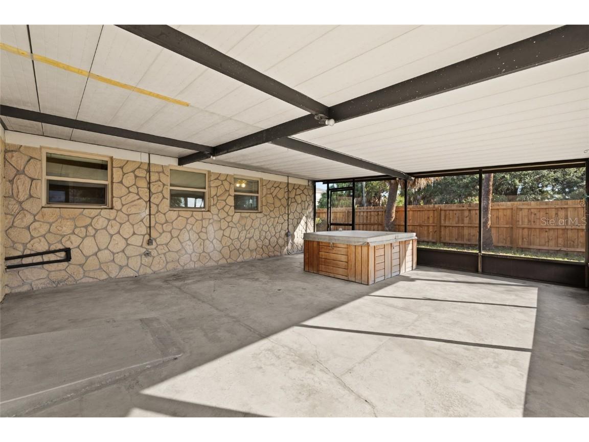 4402 W Paxton Avenue Tampa FL 33611 TB8439485 image33