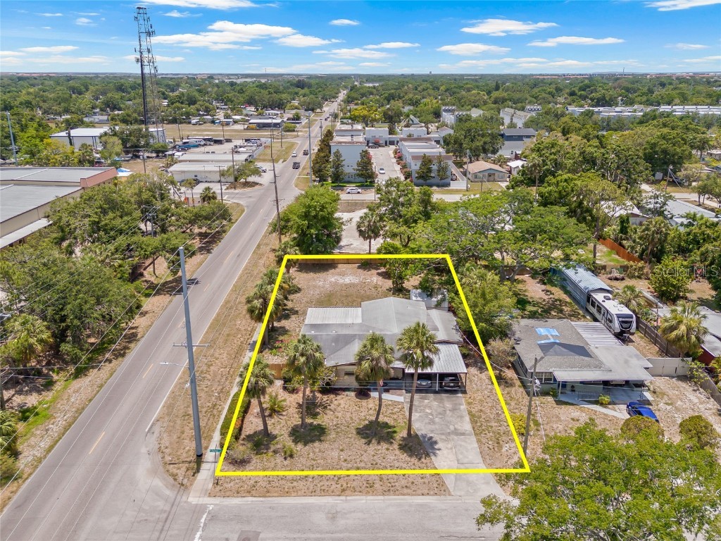 4402 W Paxton Avenue Tampa FL 33611 TB8439485 image46