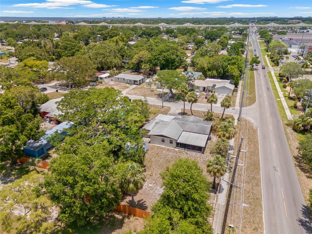 4402 W Paxton Avenue Tampa FL 33611 TB8439485 image47