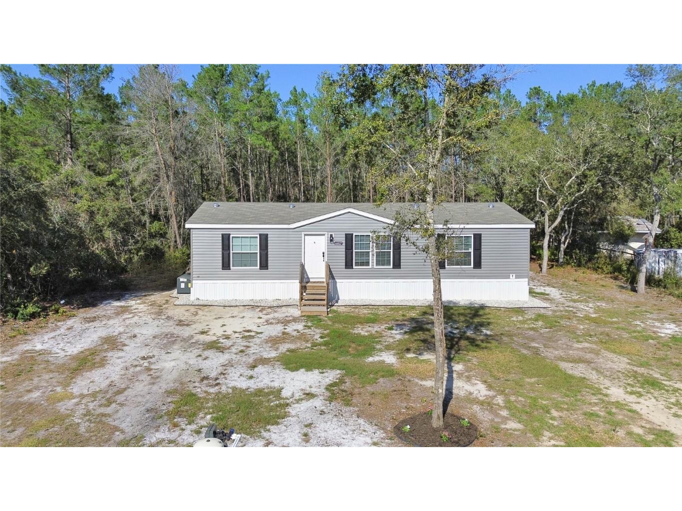 44027 Sterling Road Paisley FL 32767 V4934329 image1