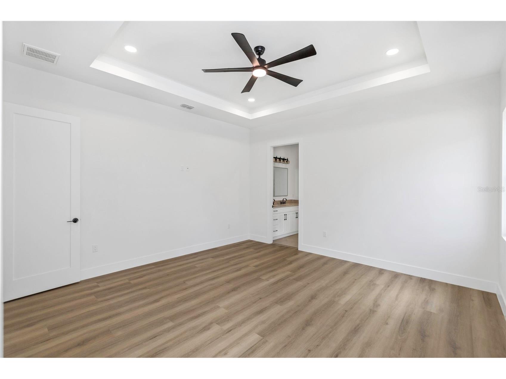 4403 43rd Street N Saint Petersburg FL 33714 TB8480654 image30