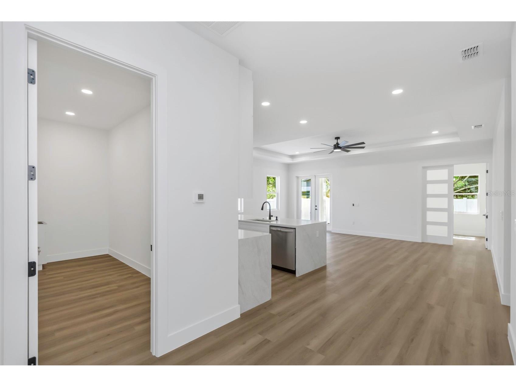 4403 43rd Street N Saint Petersburg FL 33714 TB8480654 image36