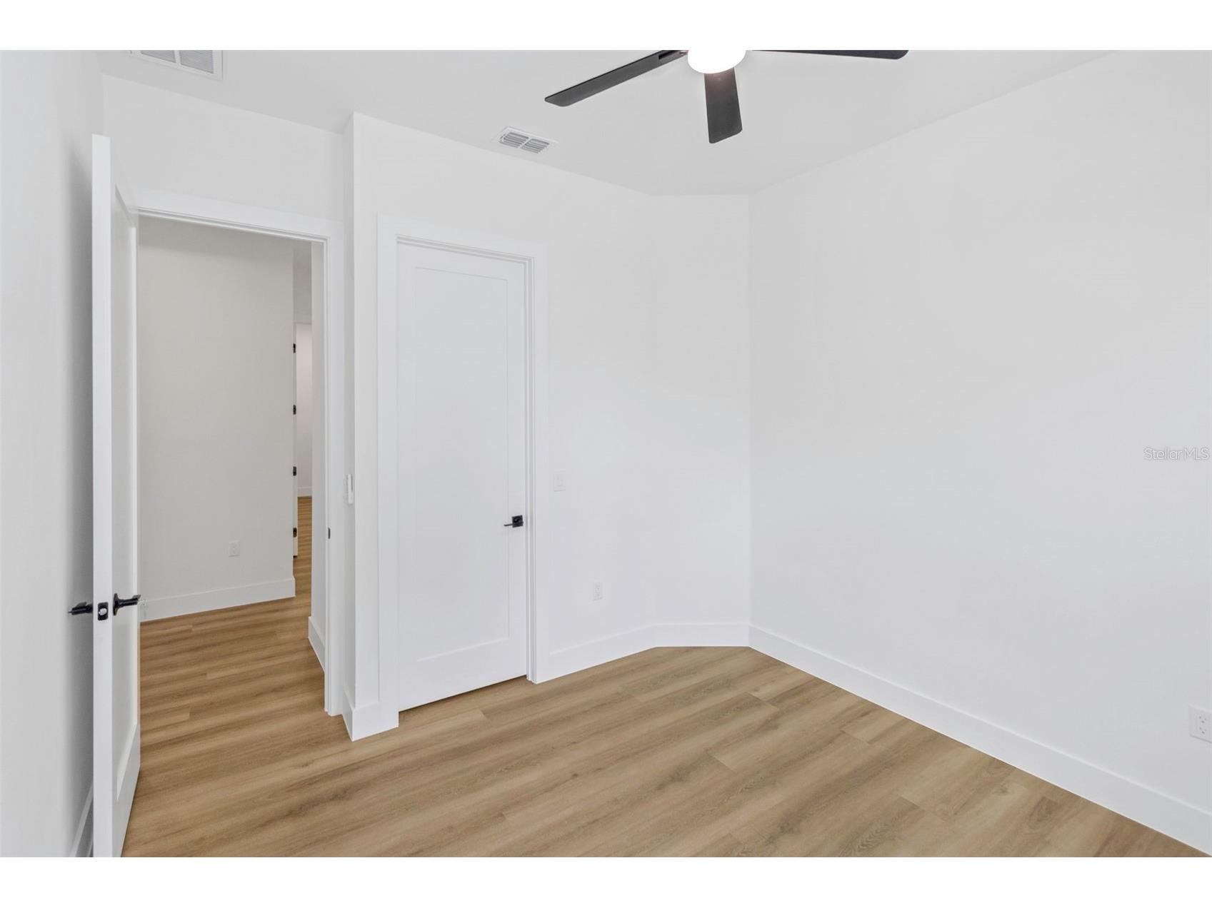 4403 43rd Street N Saint Petersburg FL 33714 TB8480654 image41