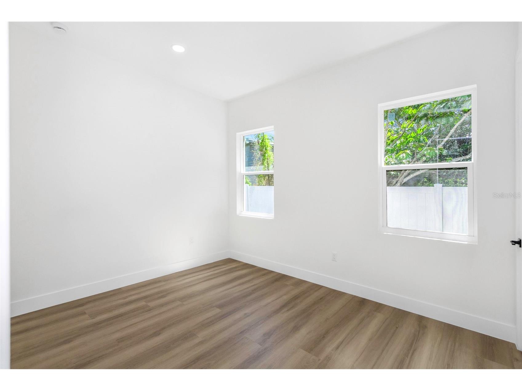 4403 43rd Street N Saint Petersburg FL 33714 TB8480654 image45