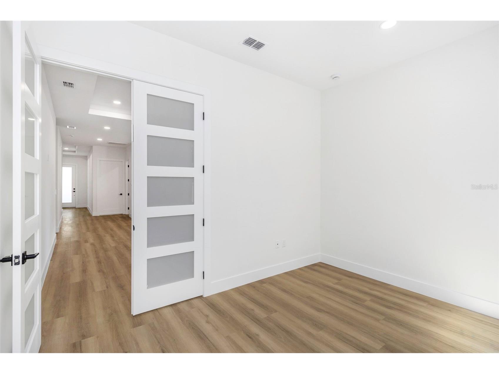 4403 43rd Street N Saint Petersburg FL 33714 TB8480654 image46