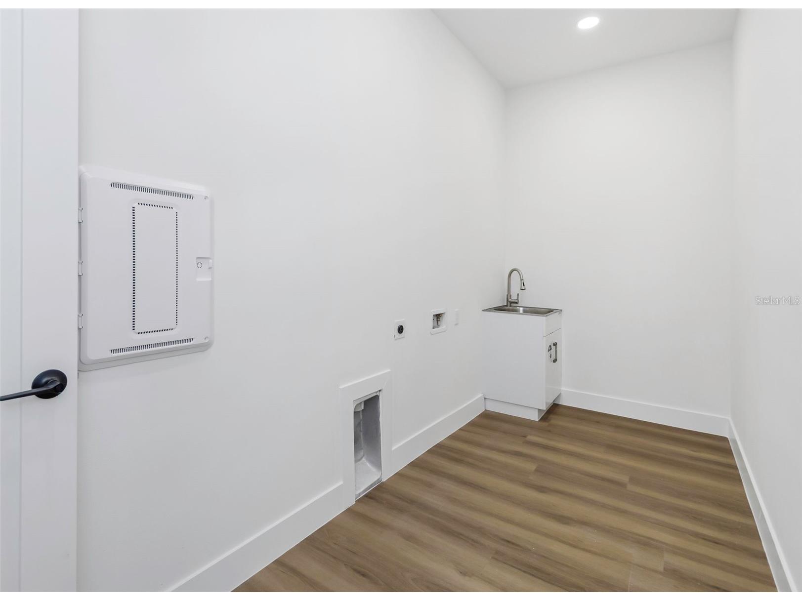 4403 43rd Street N Saint Petersburg FL 33714 TB8480654 image48
