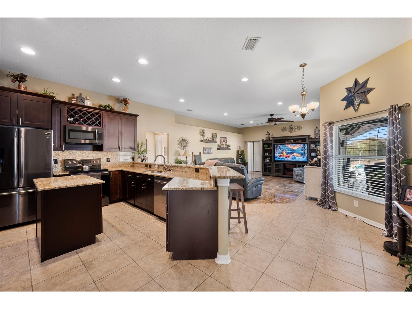 4403 Avondale Groves Street Plant City FL 33567 L4958876 image13