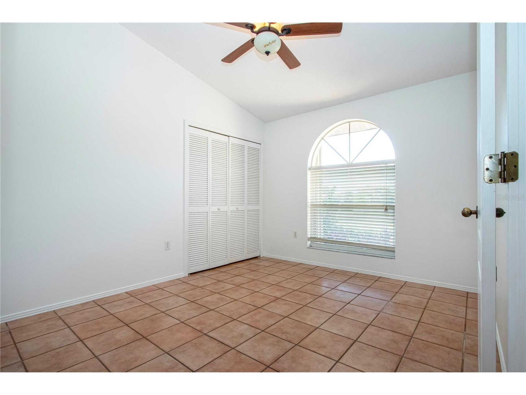 4403 Diamond Circle N Sarasota FL 34233 A4693112 image29
