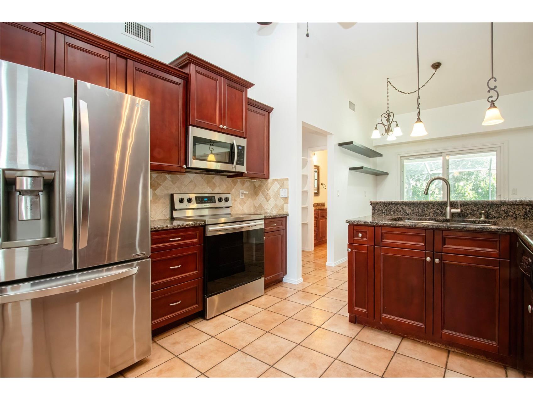 4403 Diamond Circle N Sarasota FL 34233 A4693112 image34