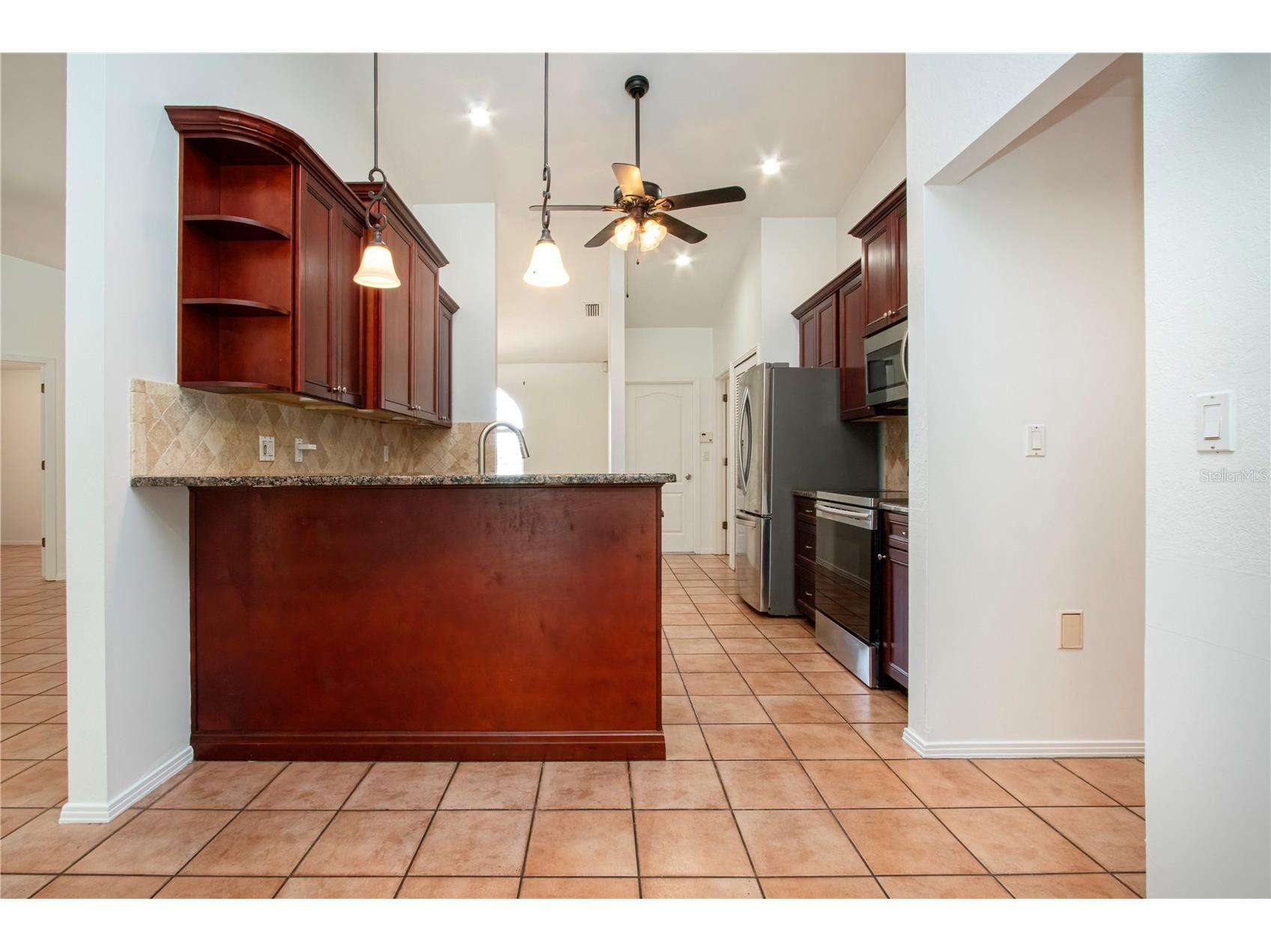 4403 Diamond Circle N Sarasota FL 34233 A4693112 image35