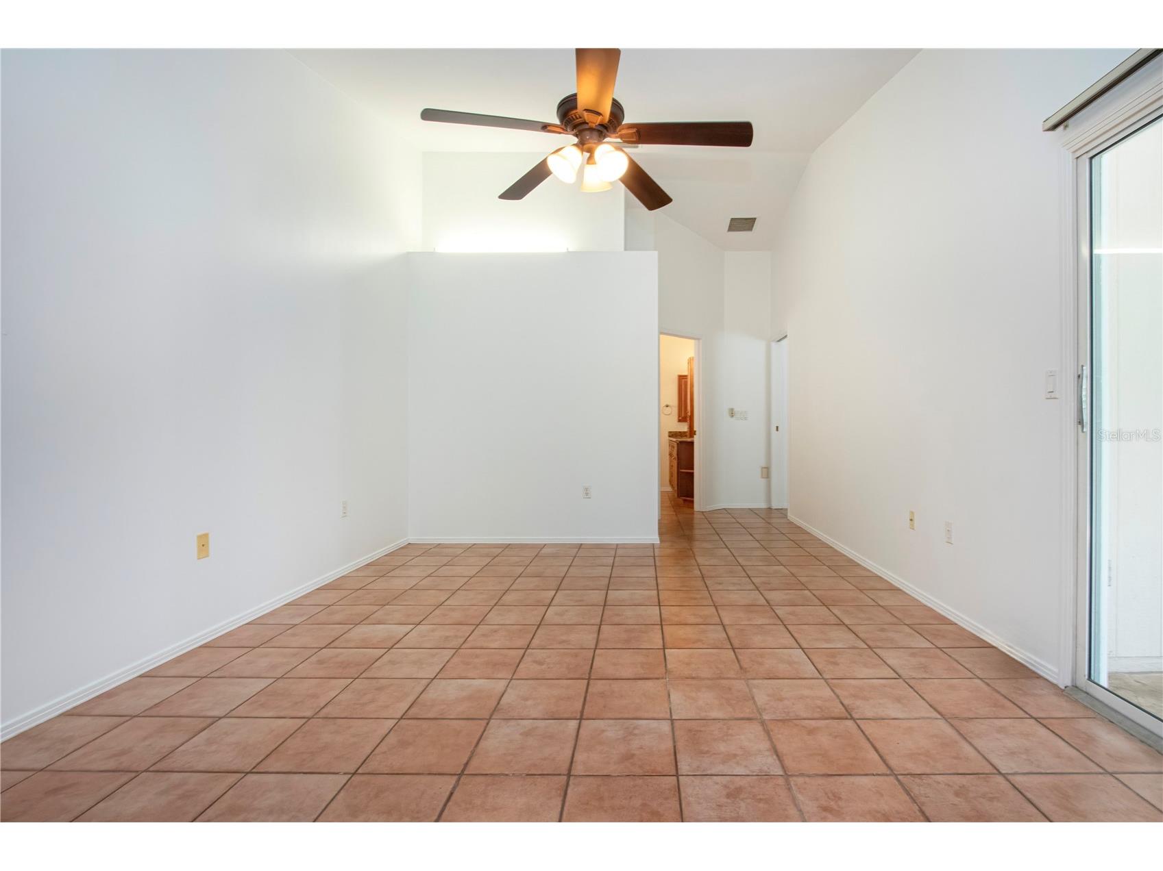 4403 Diamond Circle N Sarasota FL 34233 A4693112 image39