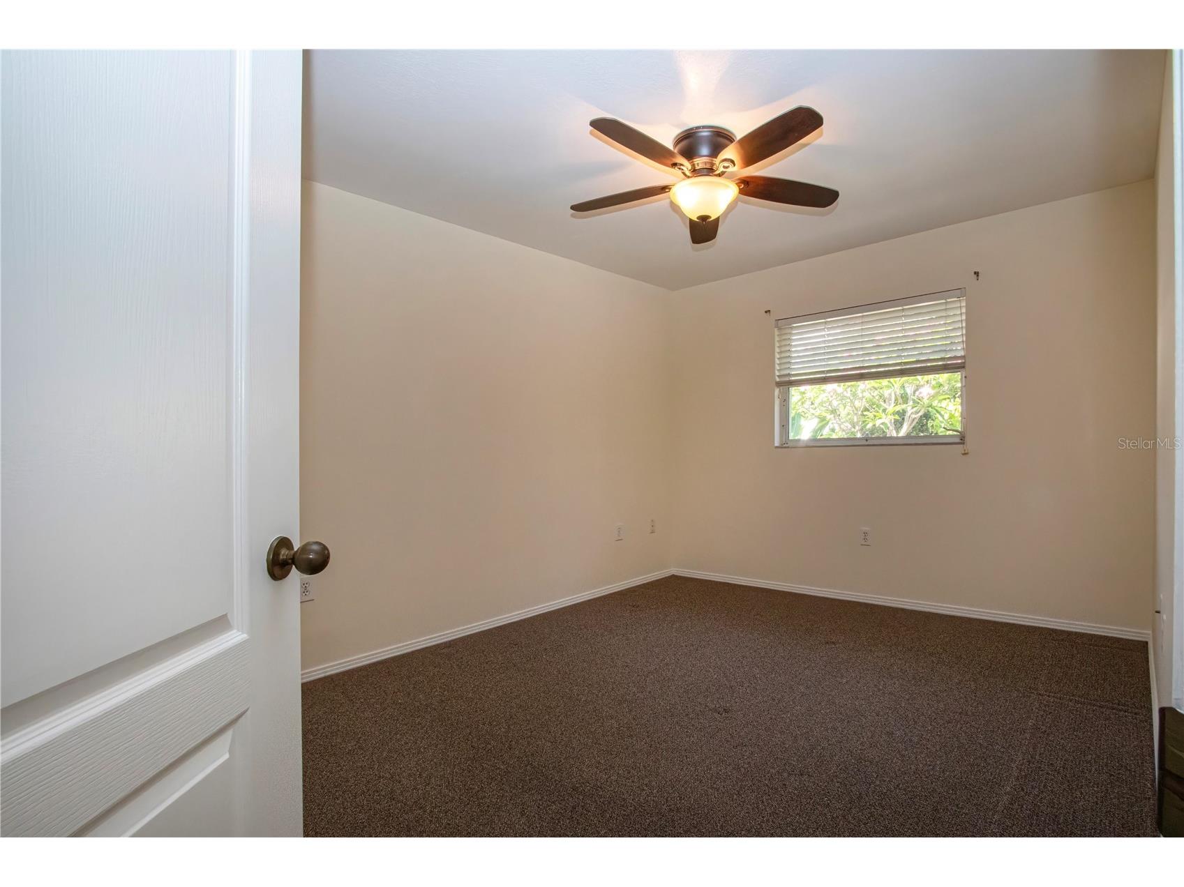 4403 Diamond Circle N Sarasota FL 34233 A4693112 image49