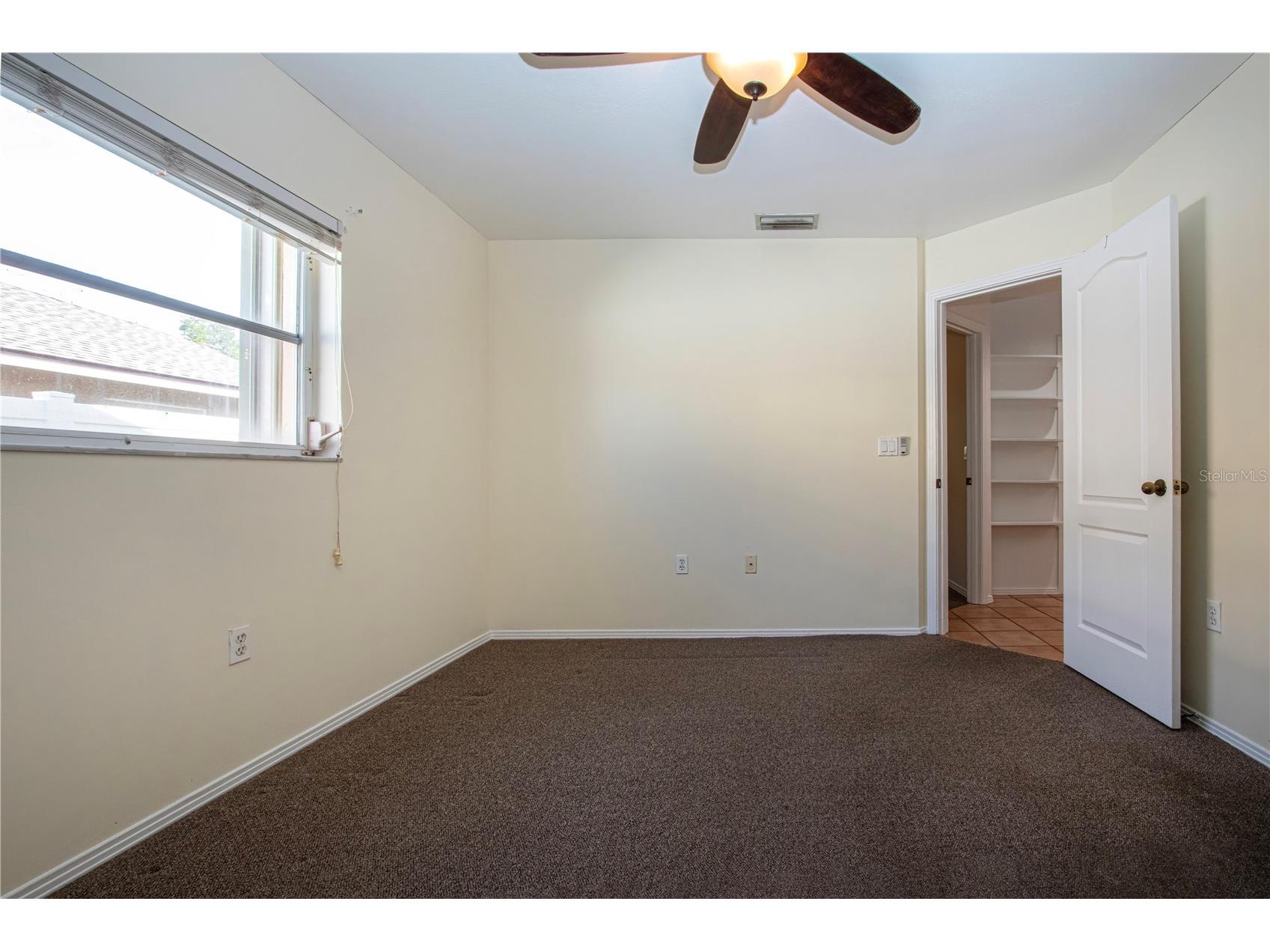 4403 Diamond Circle N Sarasota FL 34233 A4693112 image50