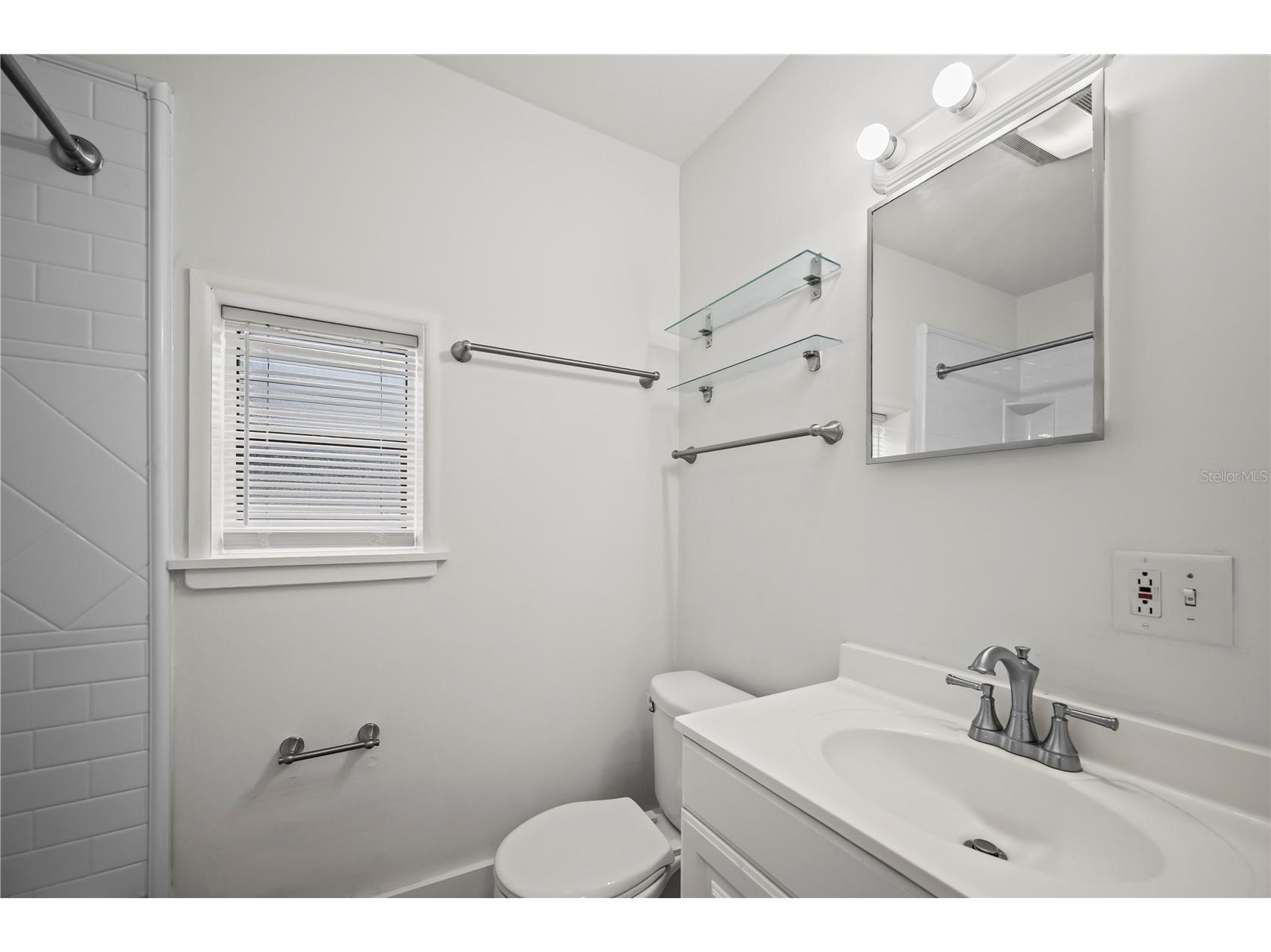 4403 Lake Lawne Avenue Orlando FL 32808 O6406707 image14