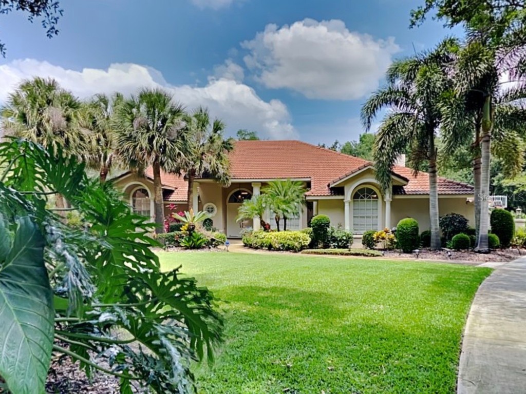 4403 Willow Shade Court Orlando FL 32835 O6122227 image1