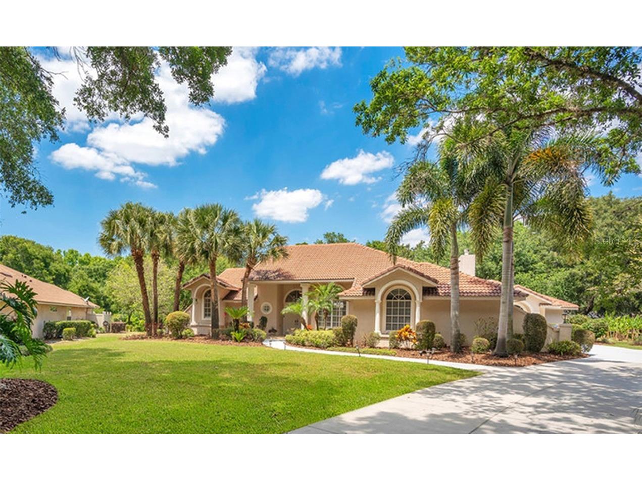 4403 Willow Shade Court Orlando FL 32835 O6199329 image1