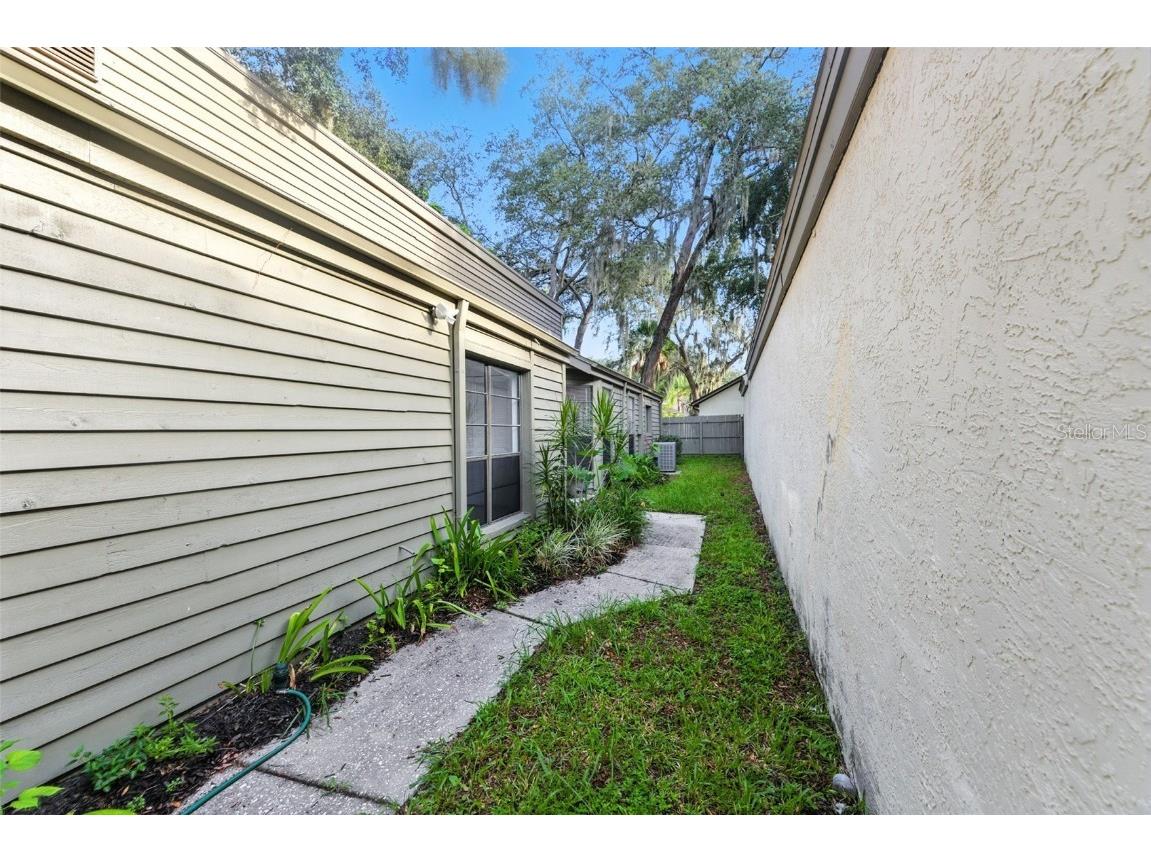 4404 Oak Harbor Drive #42A Tampa FL 33613 TB8416373 image24