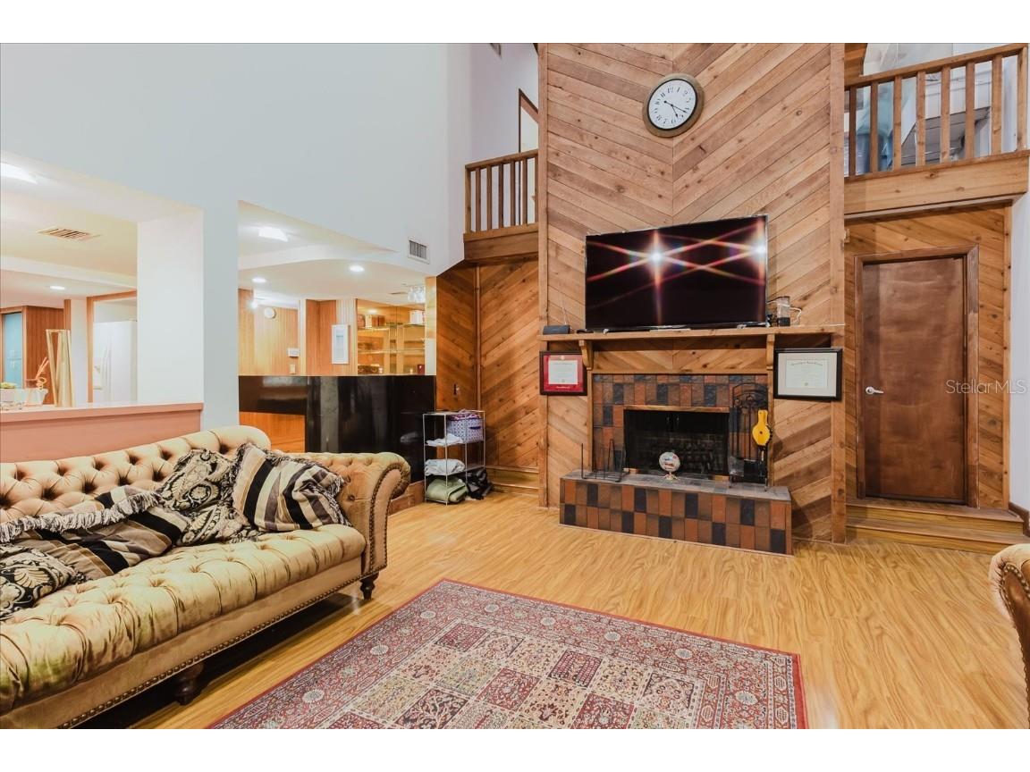 4404 Old Orchard Drive Tampa FL 33618 TB8453380 image15