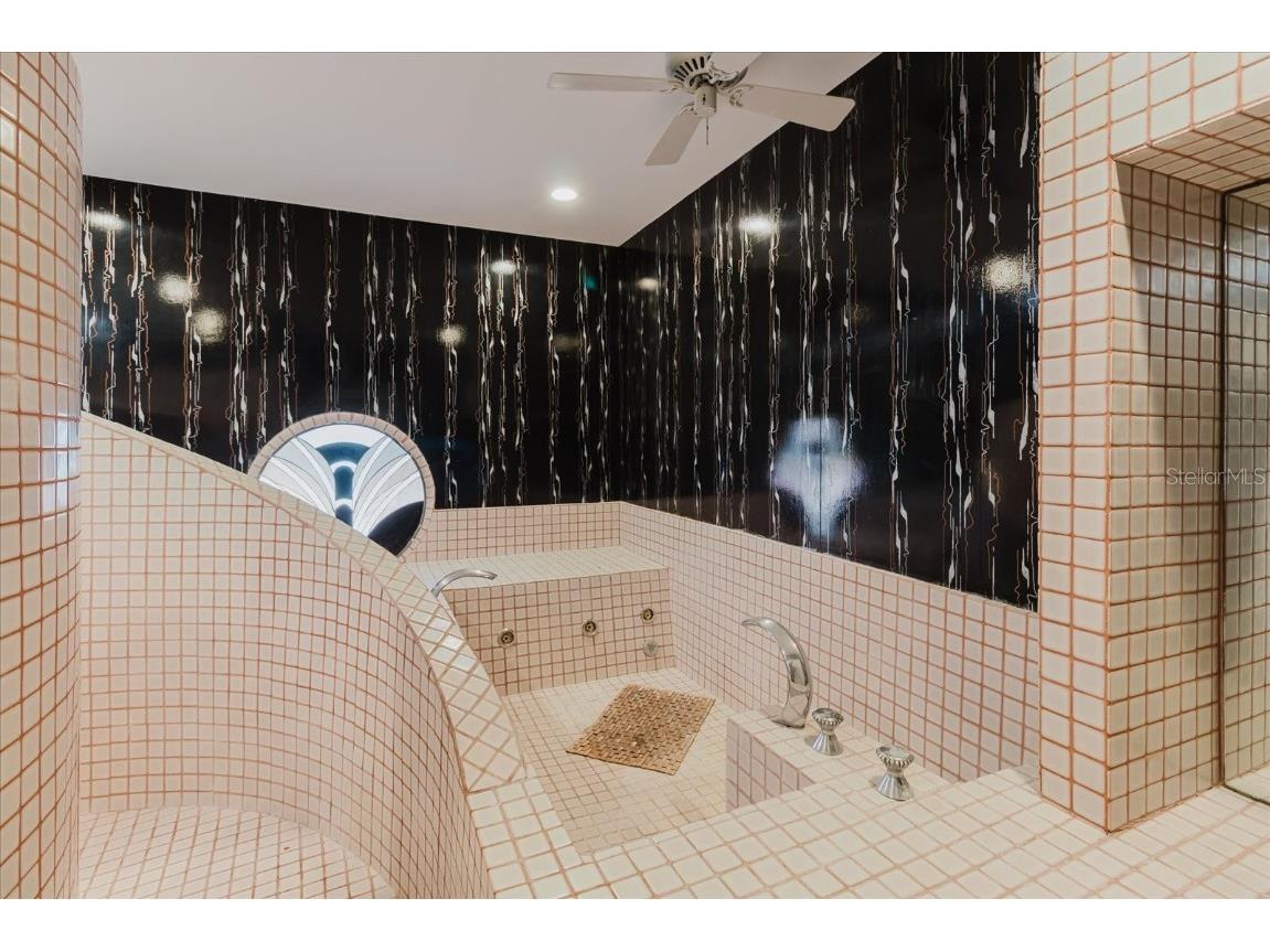 4404 Old Orchard Drive Tampa FL 33618 TB8453380 image59