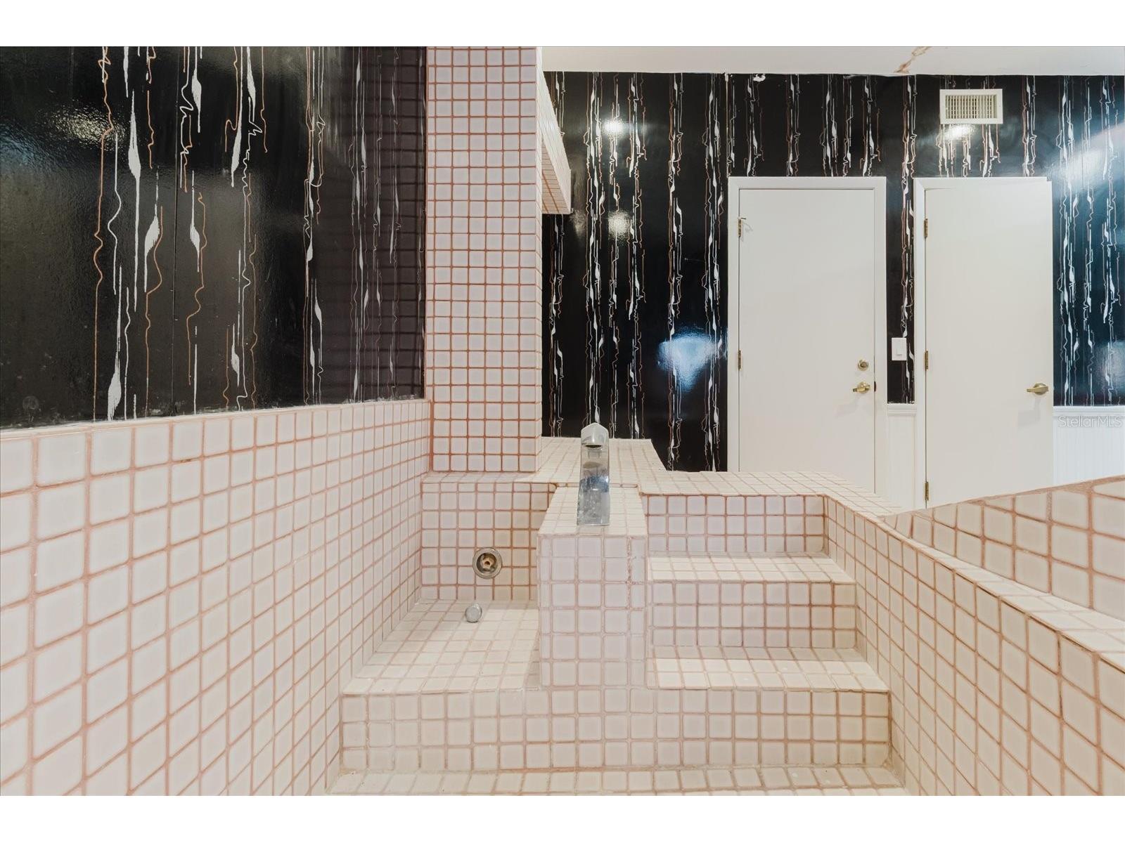 4404 Old Orchard Drive Tampa FL 33618 TB8524463 image54