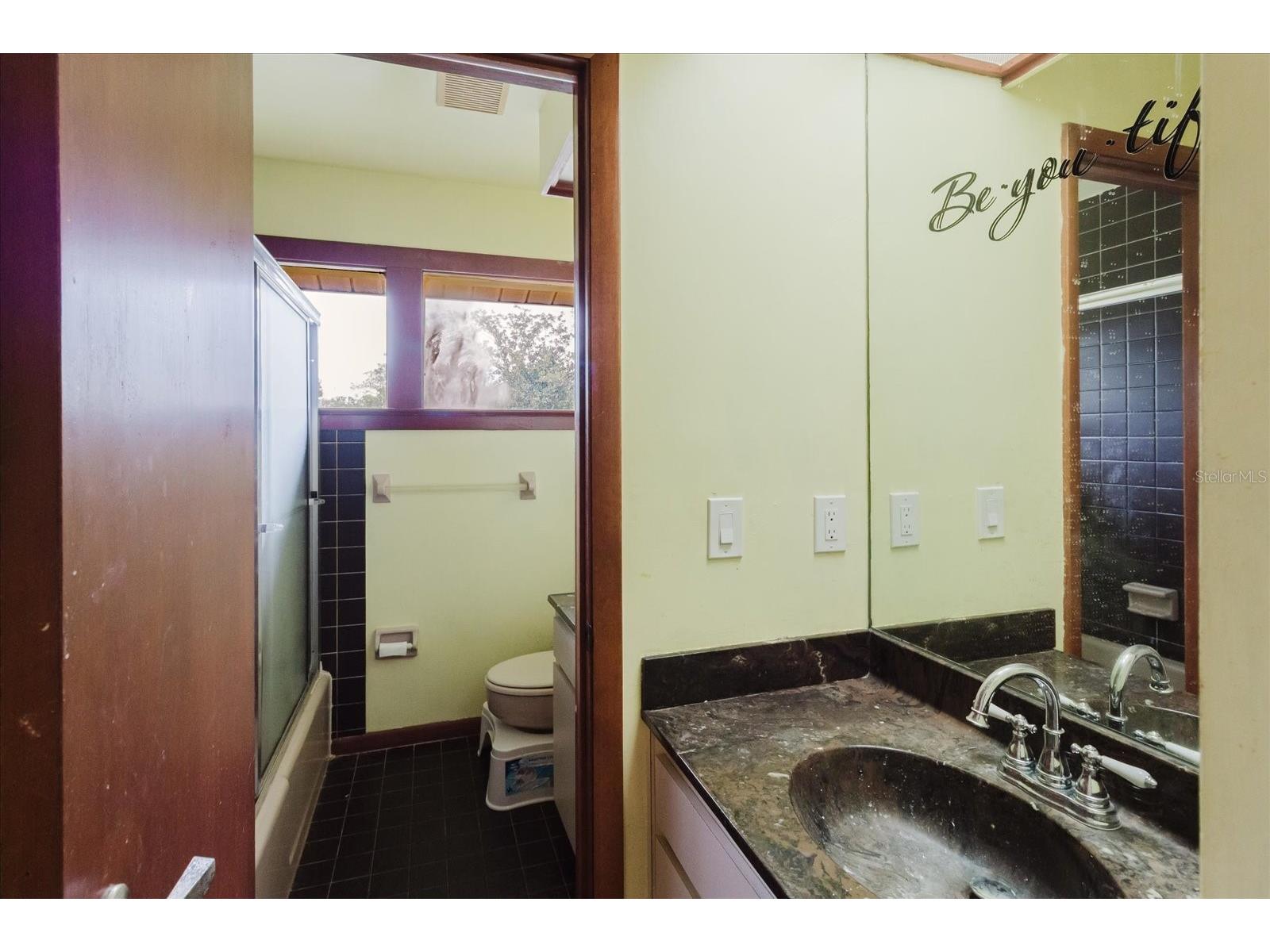 4404 Old Orchard Drive Tampa FL 33618 TB8524463 image59