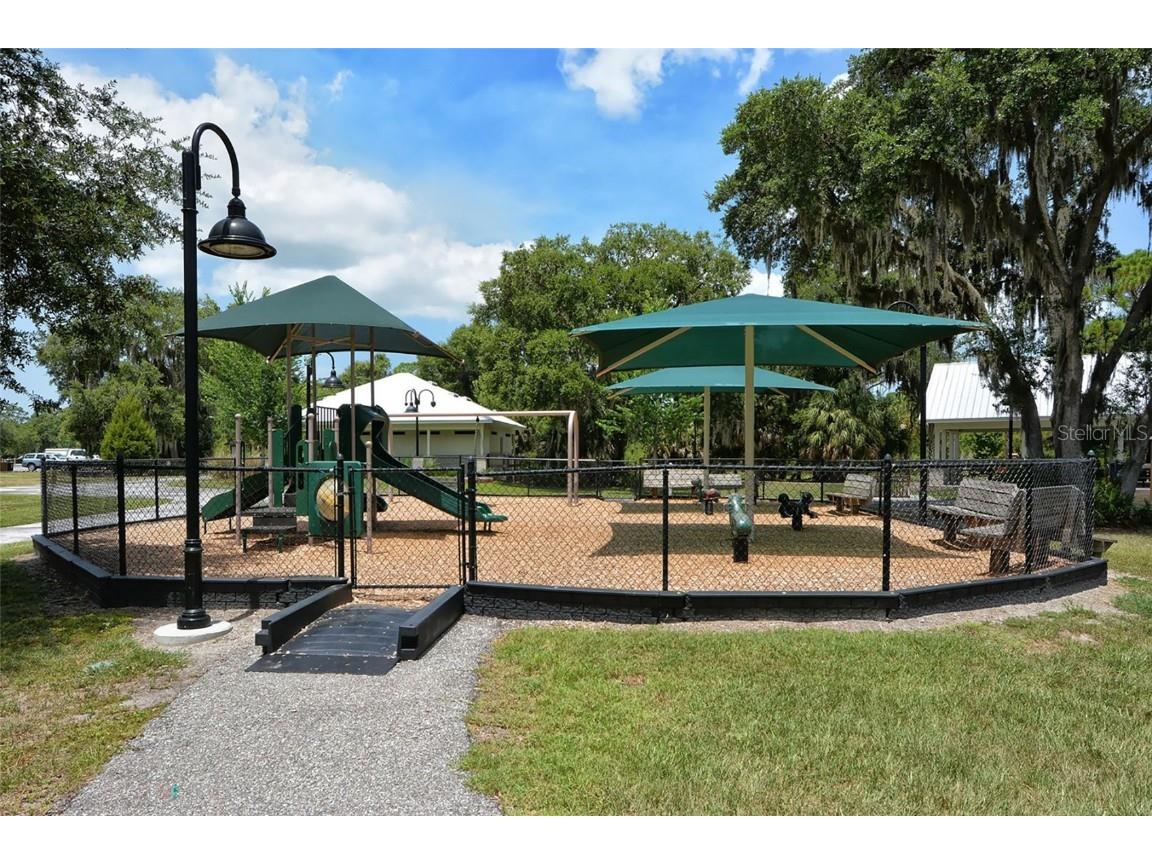 4404 Reflections Parkway Sarasota FL 34233 A4675138 image37