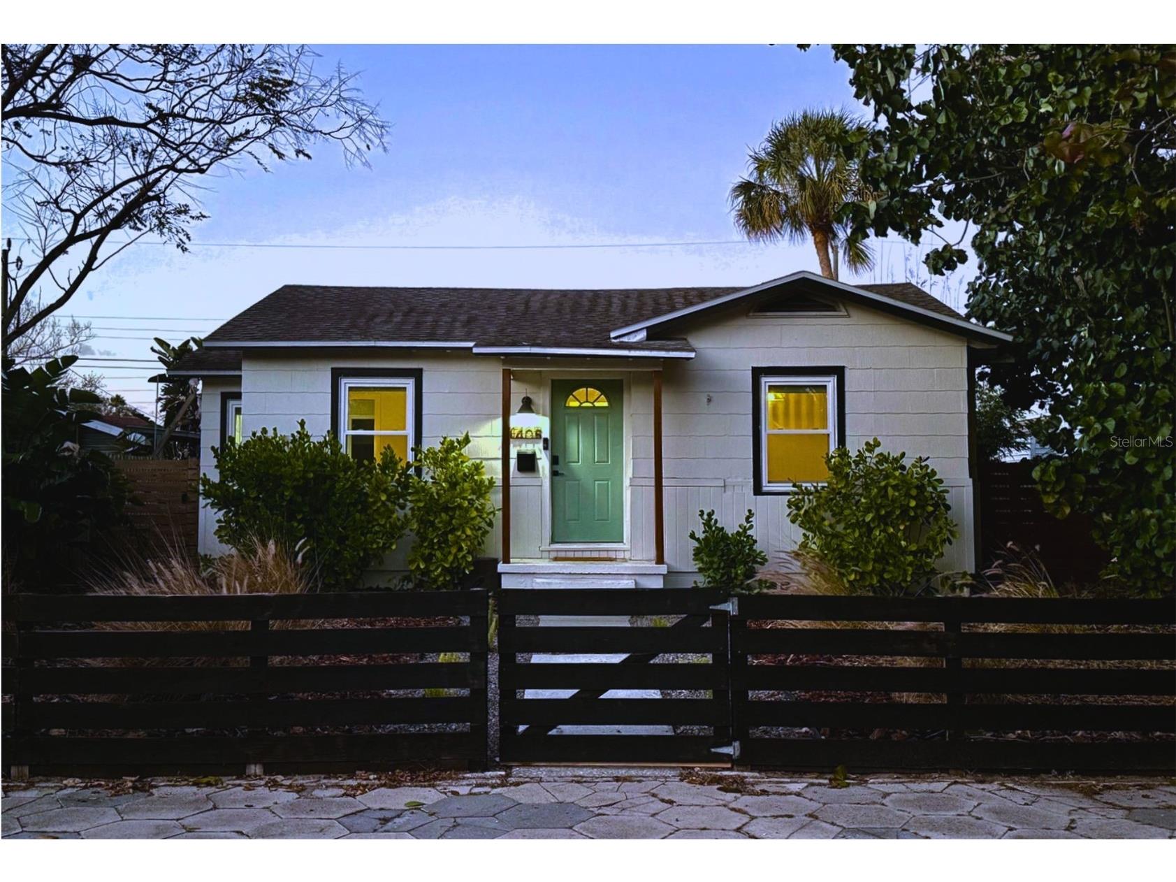 4405 8th Avenue N Saint Petersburg FL 33713 TB8473467 image1
