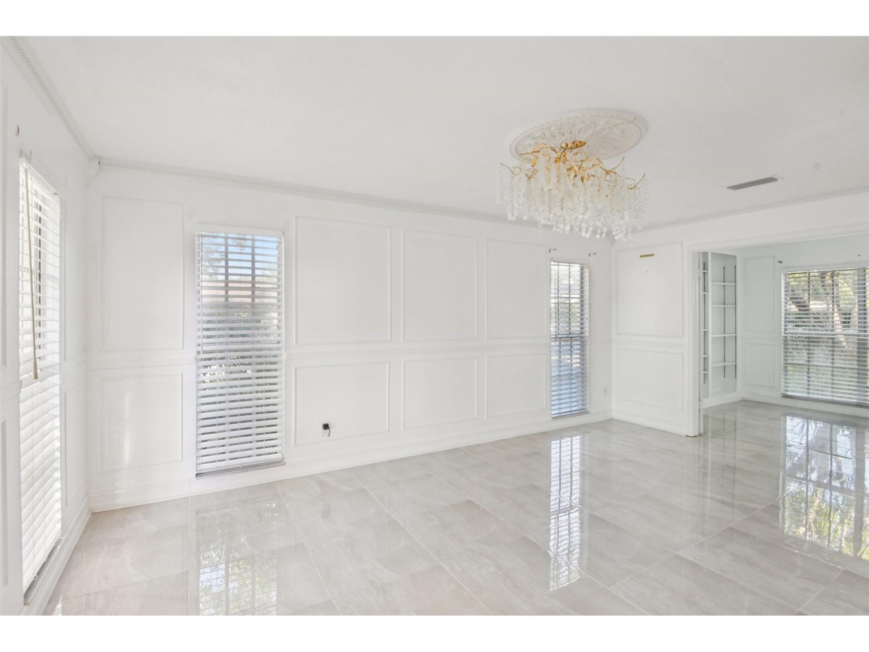 4405 Honeybrook Circle Tampa FL 33624 TB8438070 image10