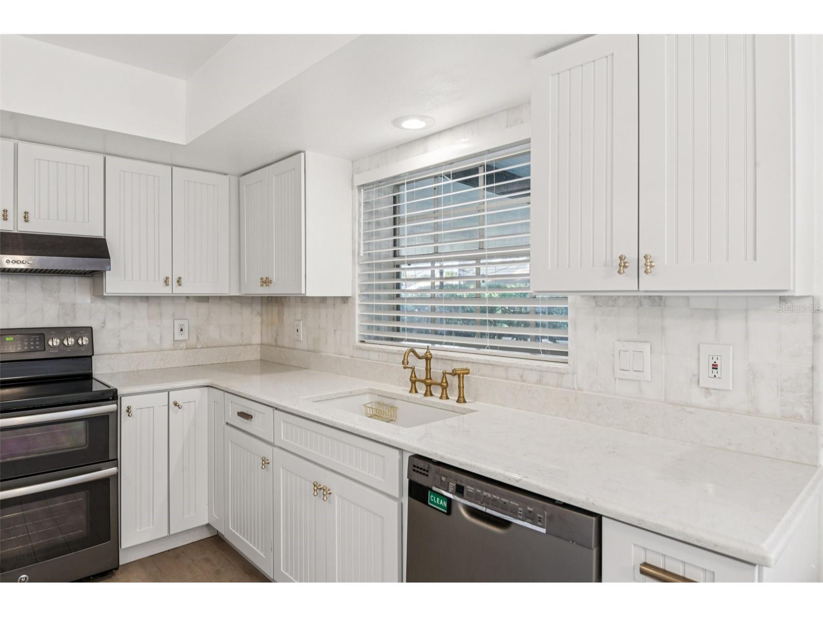 4405 Honeybrook Circle Tampa FL 33624 TB8438070 image20