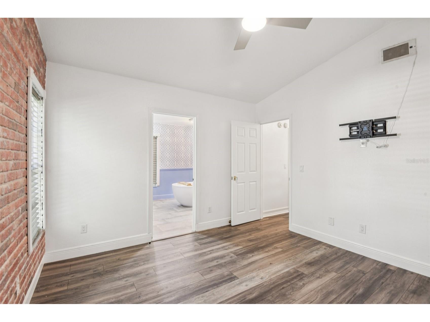 4405 Honeybrook Circle Tampa FL 33624 TB8438070 image32