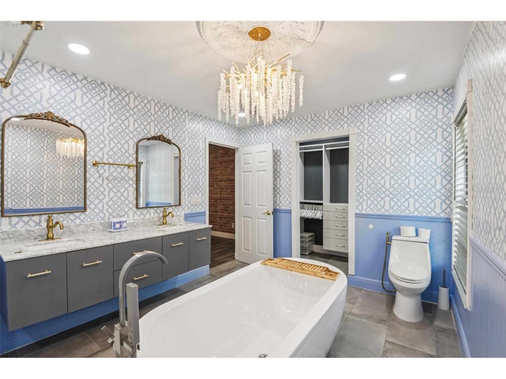 4405 Honeybrook Circle Tampa FL 33624 TB8438070 image38