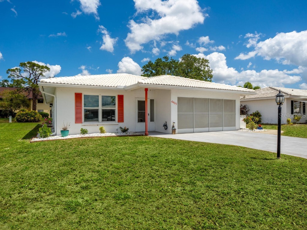 4405 Lakewood Avenue Bradenton FL 34208 A4568316 image1