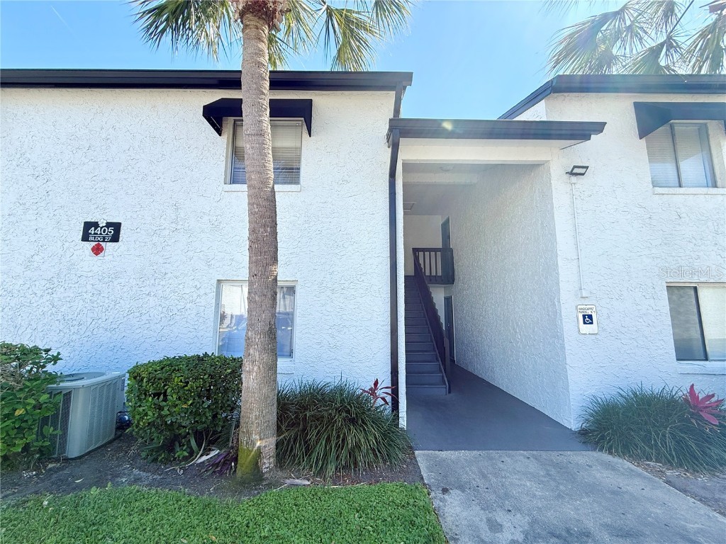 4405 S Semoran Boulevard #4 Orlando FL 32822 O6303037 image1