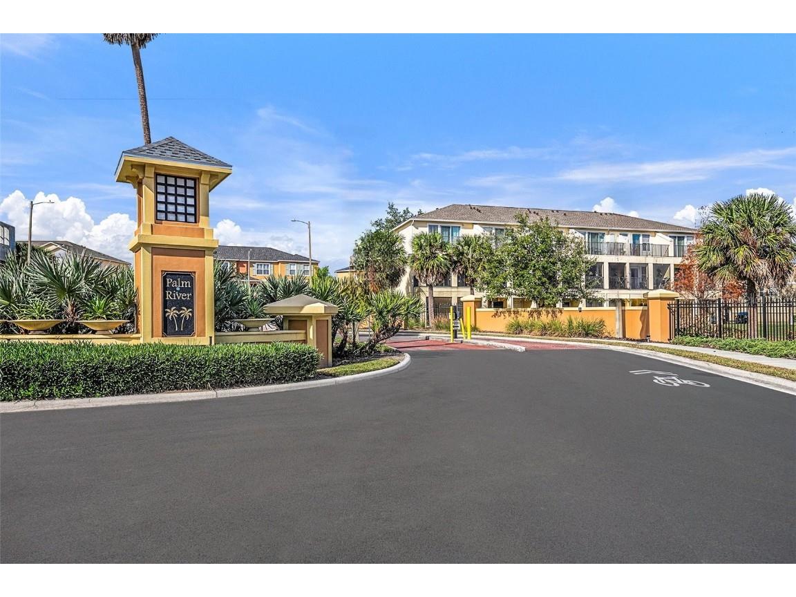 4405 Tuscan Loon Drive Tampa FL 33619 TB8354404 image5