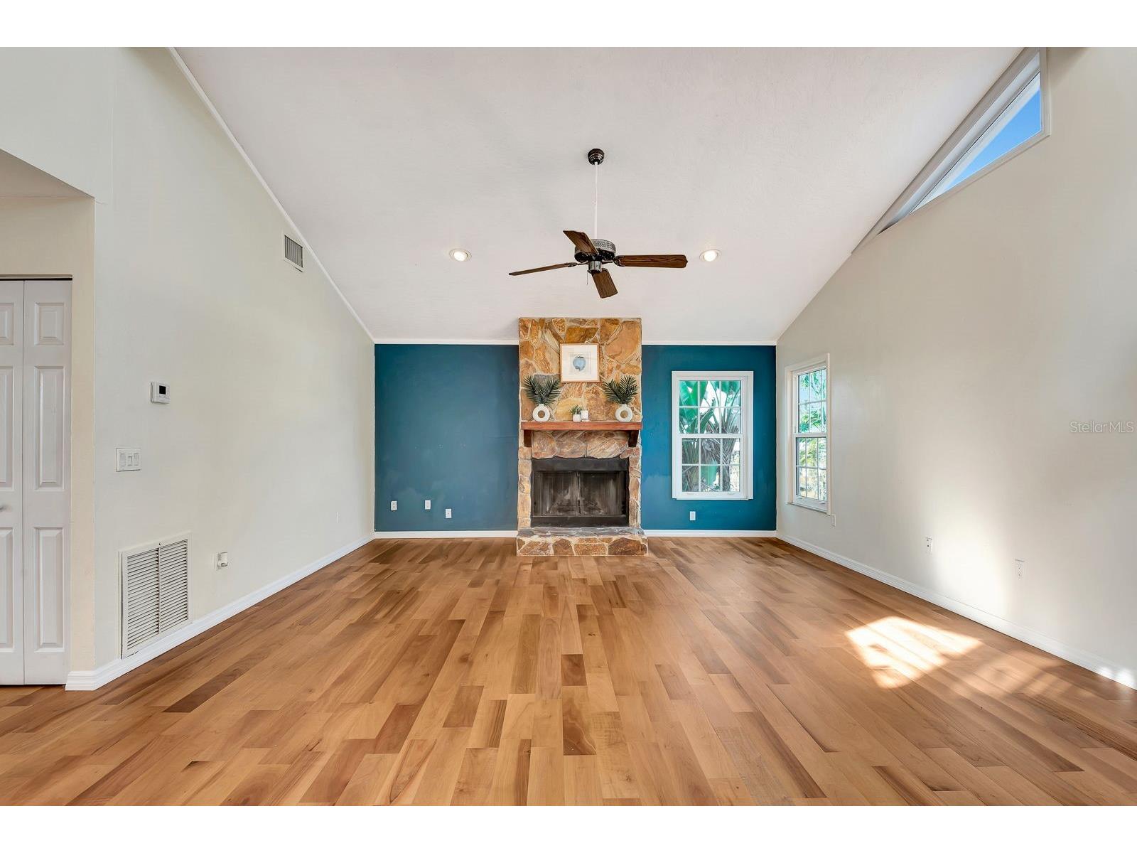 4406 17th Street W Palmetto FL 34221 A4675375 image17