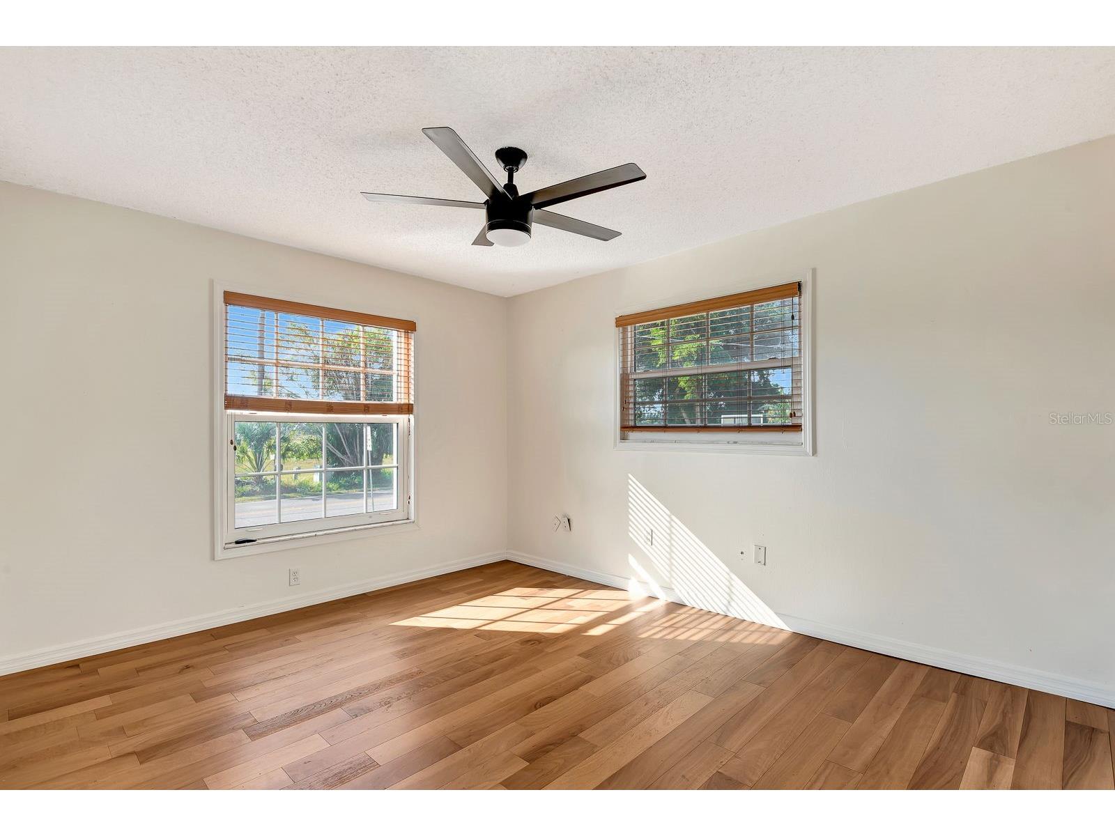 4406 17th Street W Palmetto FL 34221 A4675375 image9