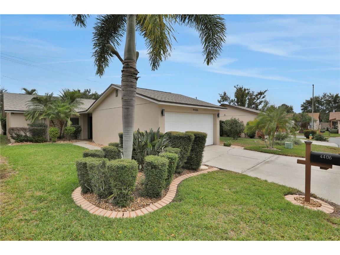 4406 Glenns Landing Winter Haven FL 33884 P4927473 image1