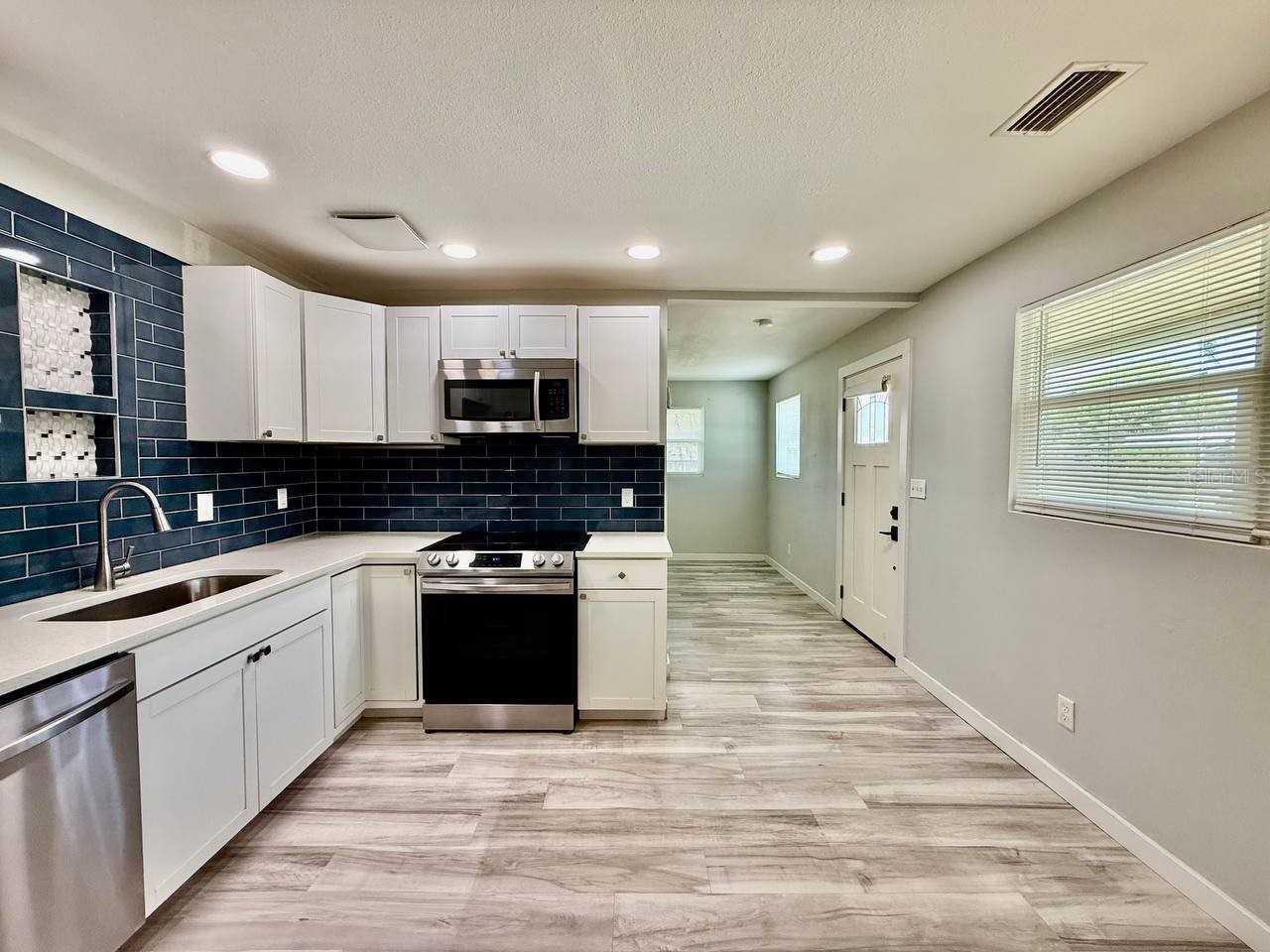 4406 W Trilby Avenue Tampa FL 33616 TB8531678 image14