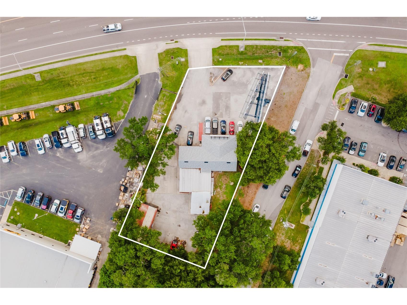 4407 N John Young Parkway Orlando FL 32804 O6322200 image1