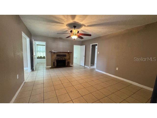 4407 N Suwanee Avenue Tampa FL 33603 TB8502298 image3