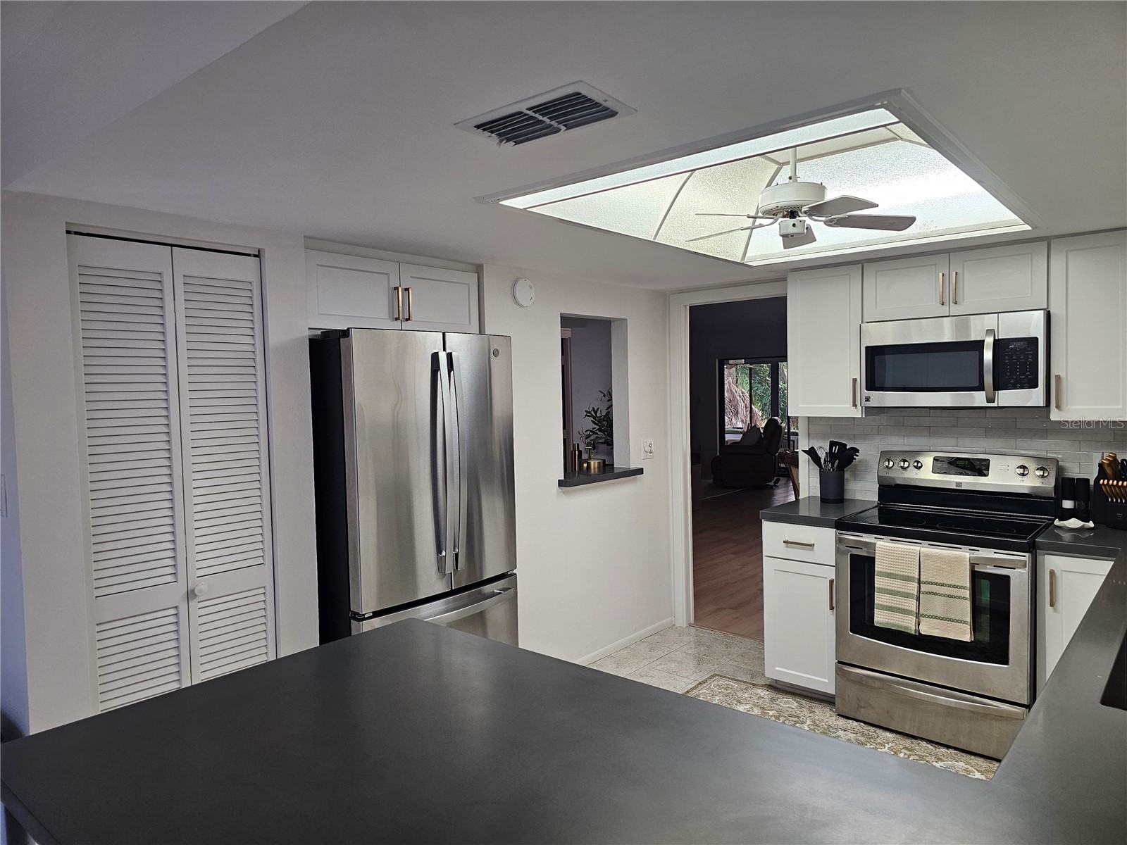 4408 La Jolla Drive #19A Bradenton FL 34210 A4679669 image7